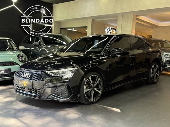 AUDI A3 2.0 40 TFSI MHEV SEDAN PERFORMANCE BLACK S-TRONIC